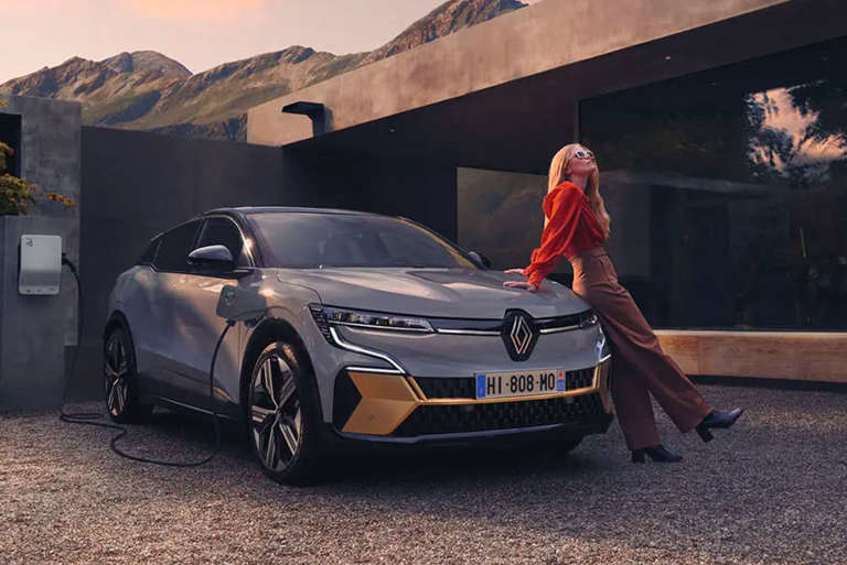 Renault E Tech Med Pige 2024
